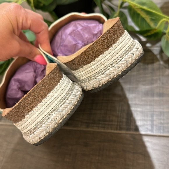 EMBELLISHED MULES SIZE 8 (38) - Picture 10 of 17